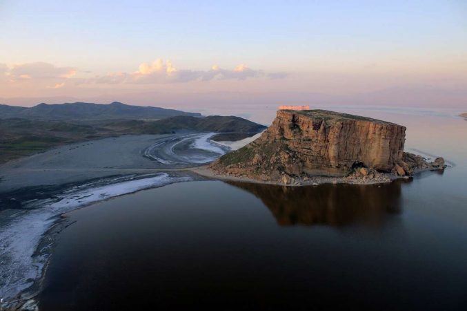 احیای دریاچه ارومیه؛ خاطره‌ای ماندگار در اذهان مردم ایران