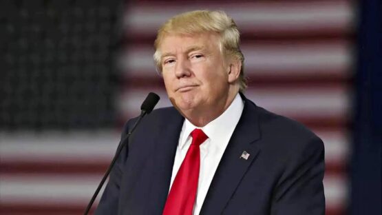 ترامپ: به ایران گفتم که از هر طریقی شده باید با آمریکا مذاکره کنید