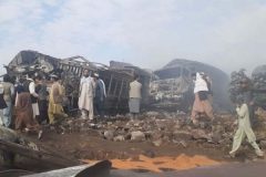آتش سوزی مهیب درمحل تجمع تانکرهای حامل سوخت در کابل/ دست کم ۹ نفر جان باختند